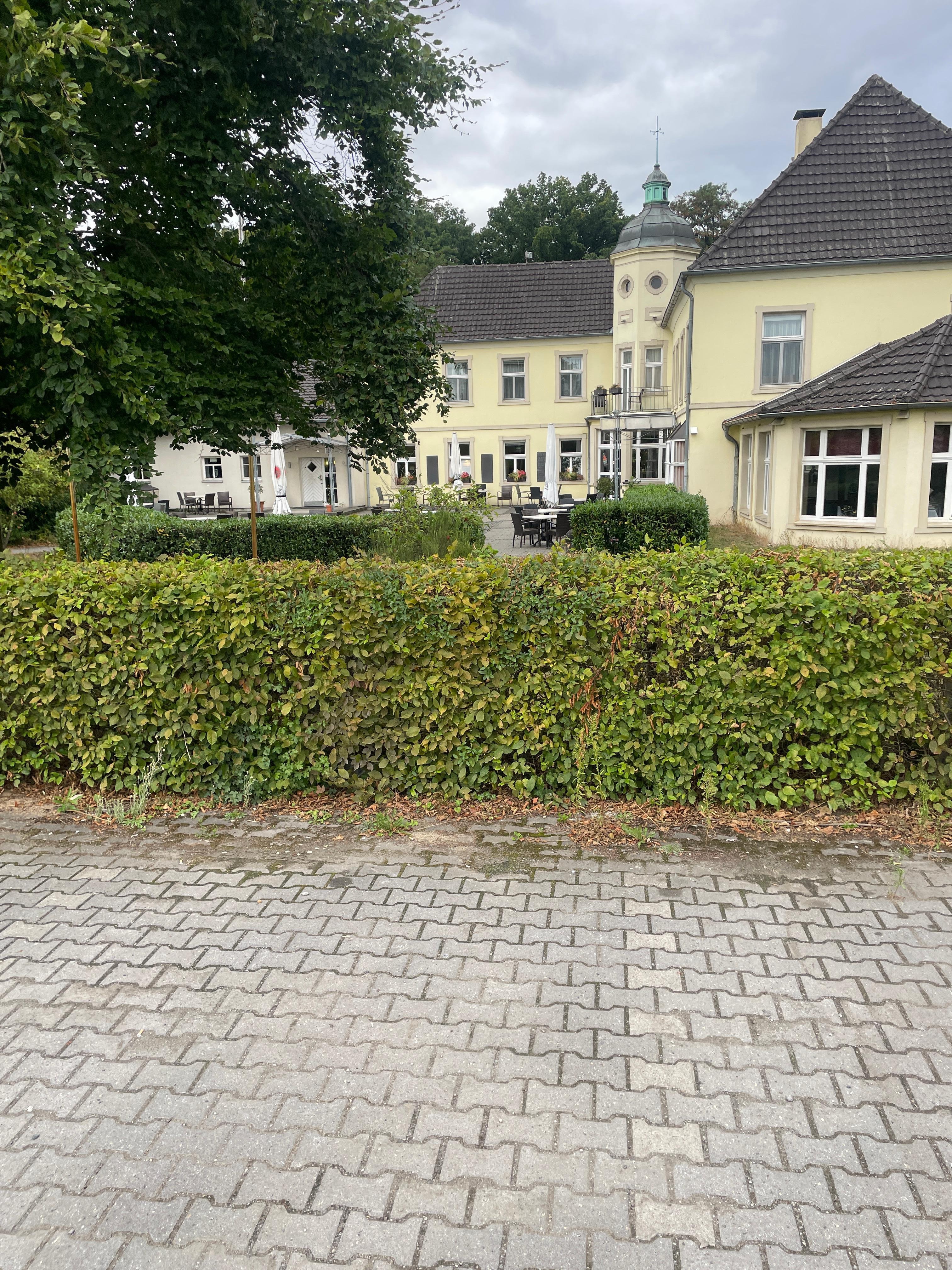 Excellent location. Easy parking 