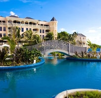 The lagoon pool