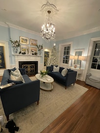 Common area sitting room