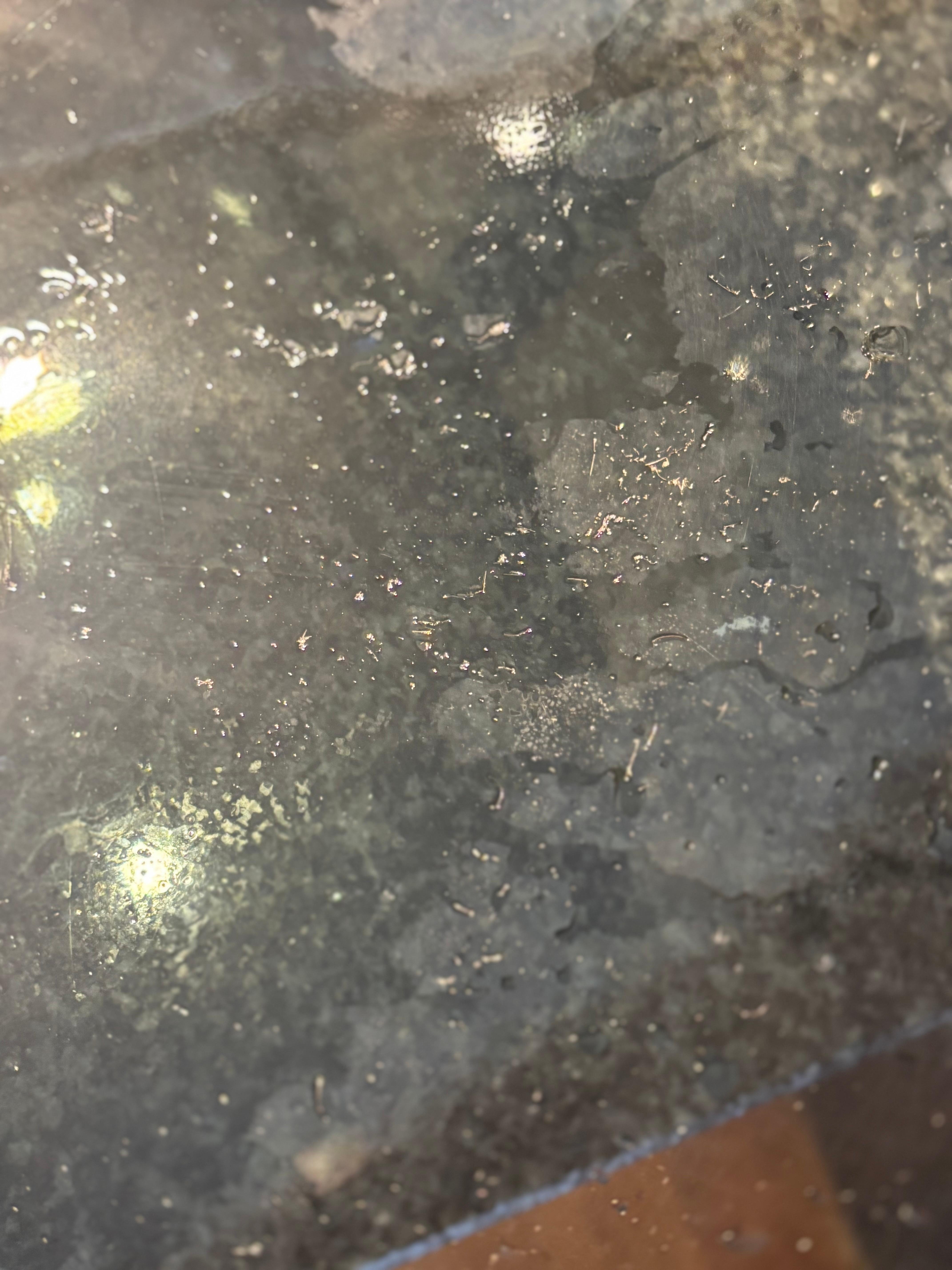 Dirty sink