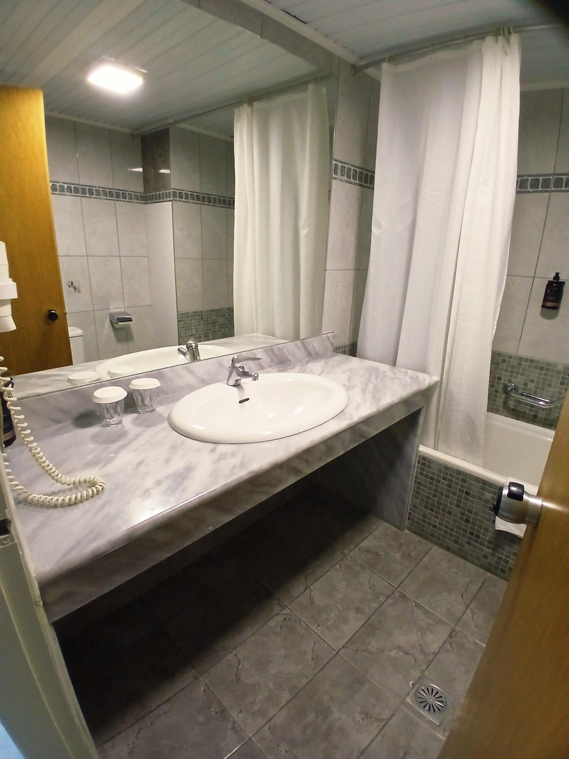 bathroom with good amenities