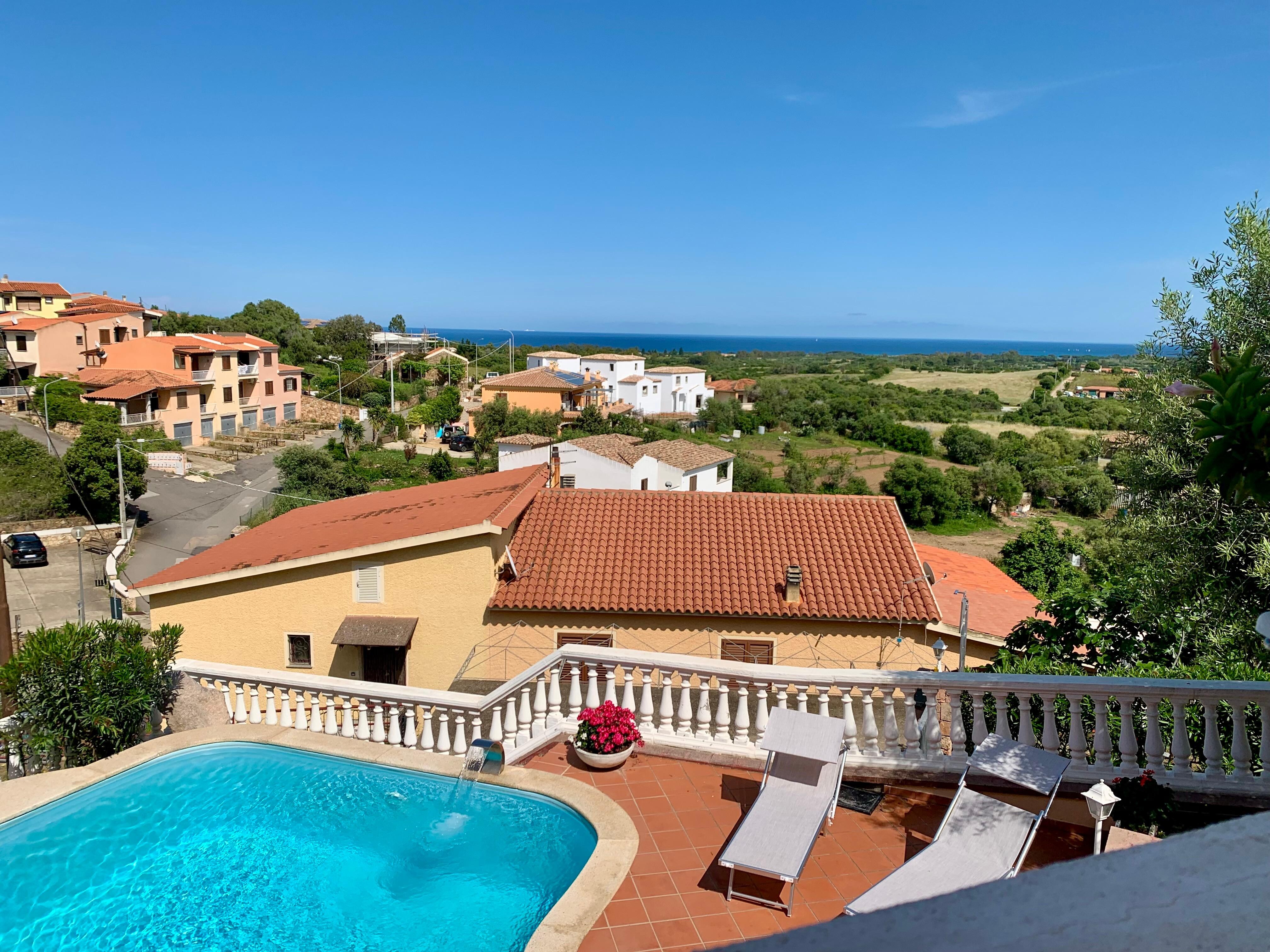 Vista sulla piscina