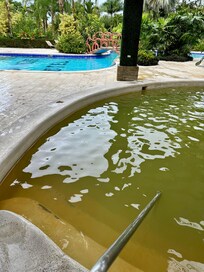 Contrast with pool water