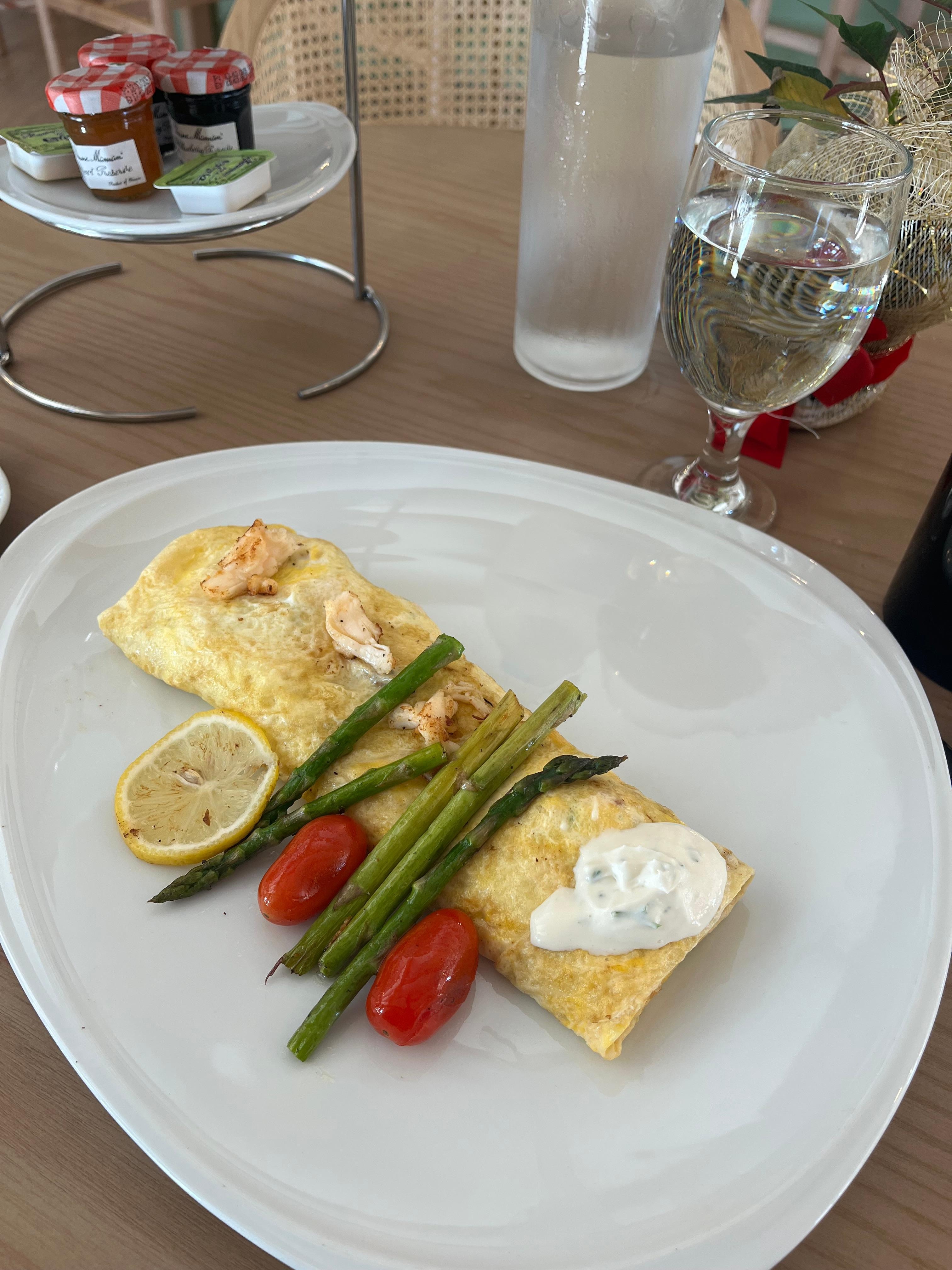 Privilege lobster omelette 