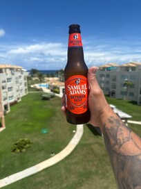 Cold one!
En la mańana cafe en la tarde ron! Lol