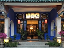 正門,「光祿第」燈箱,見證大宅本來之顯赫!