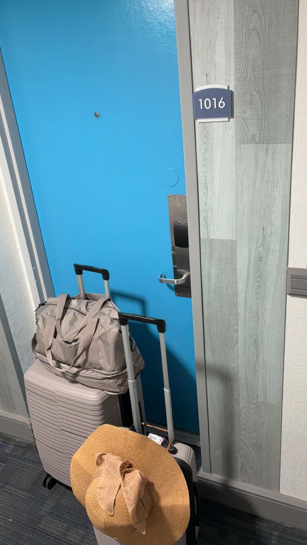 I do recommend room 1016!!!!