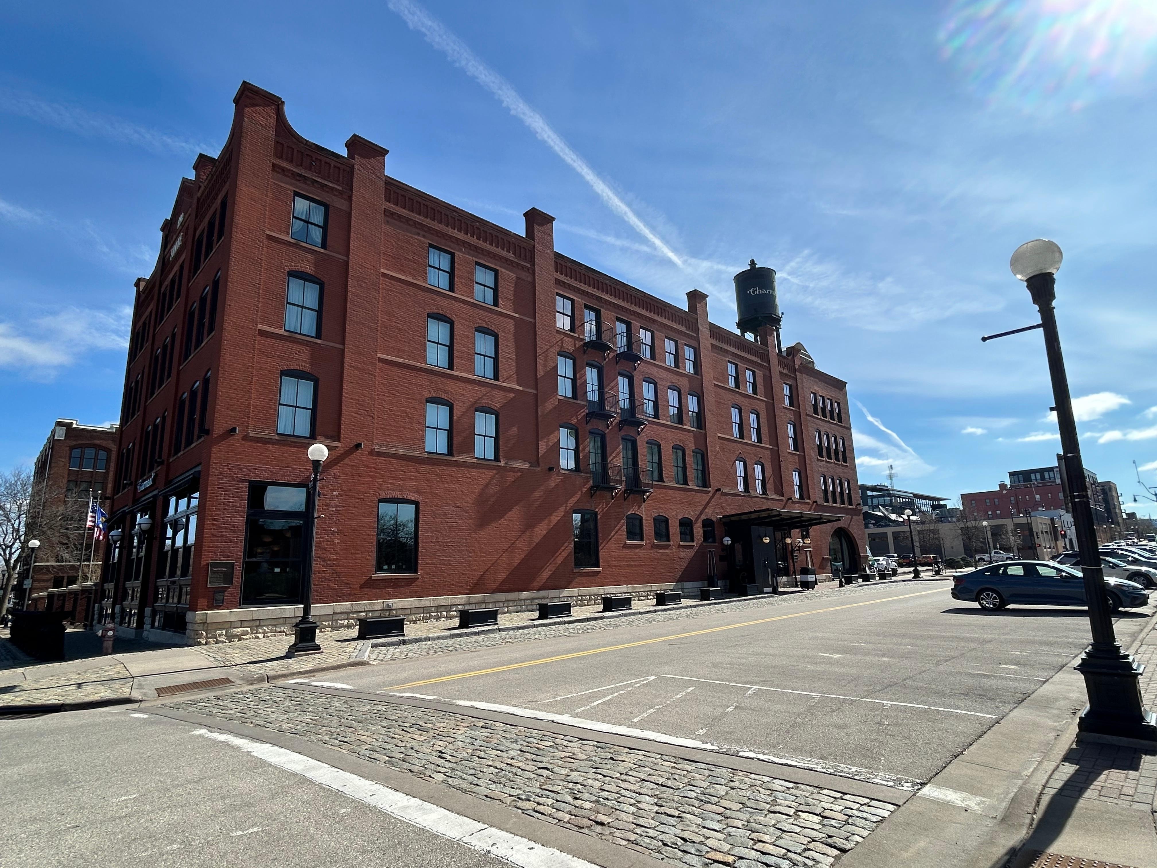 Hotel side facing downtown.