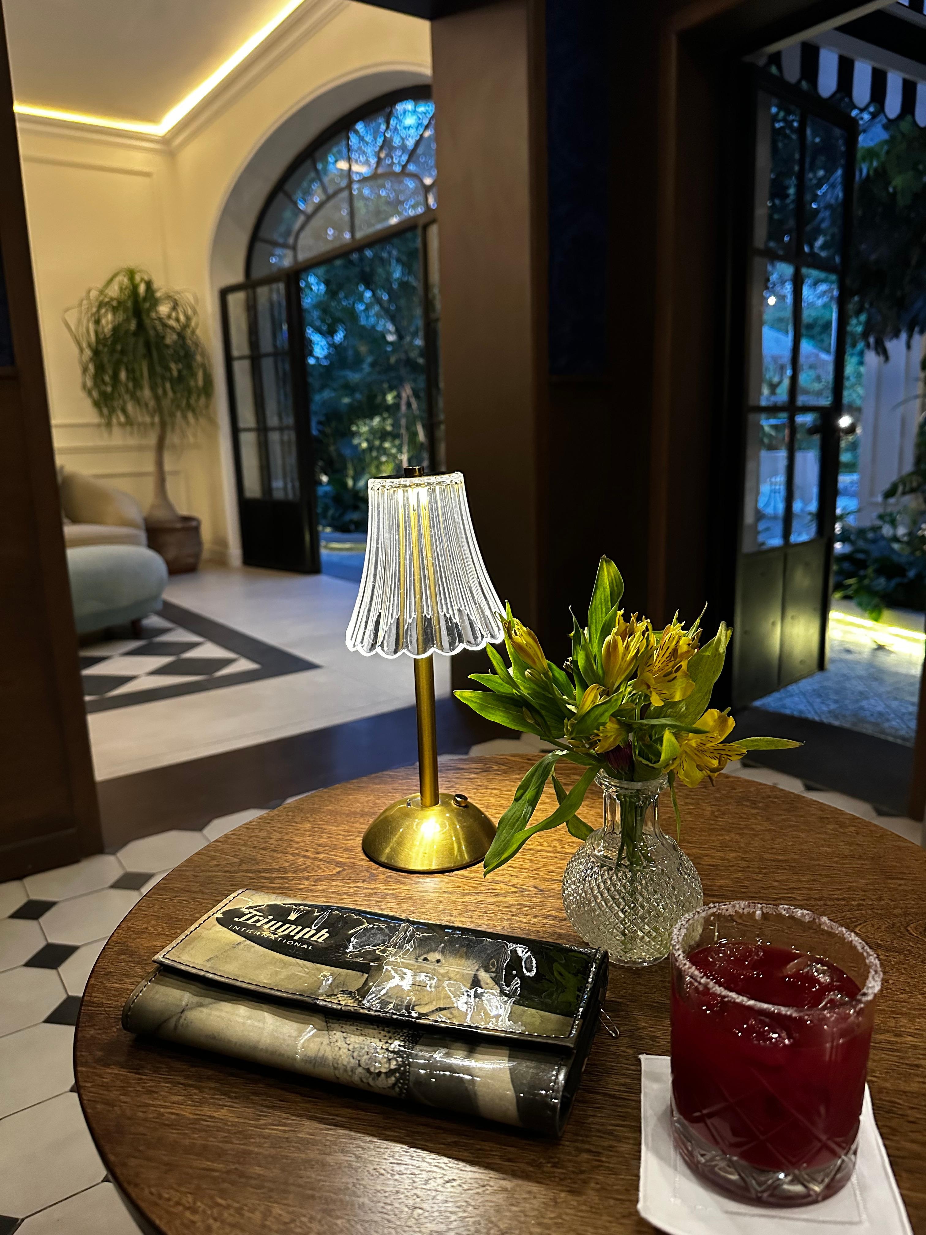 The lounge while I wait—cozy, charming, and full of character. The perfect little pause while I wait for my friend for dinner. 