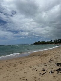 Private Beach: Lakeside Villa
