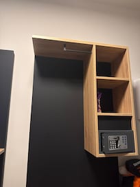 Armario sin perchas para los abrigos