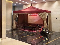 På vej til morgenmad på hotellet.