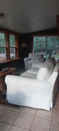 The sun room was so cozy.