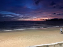 La plage face à l hotel