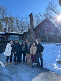 Great cabin surrounded by nature and a killer view. Fit 8 adults!