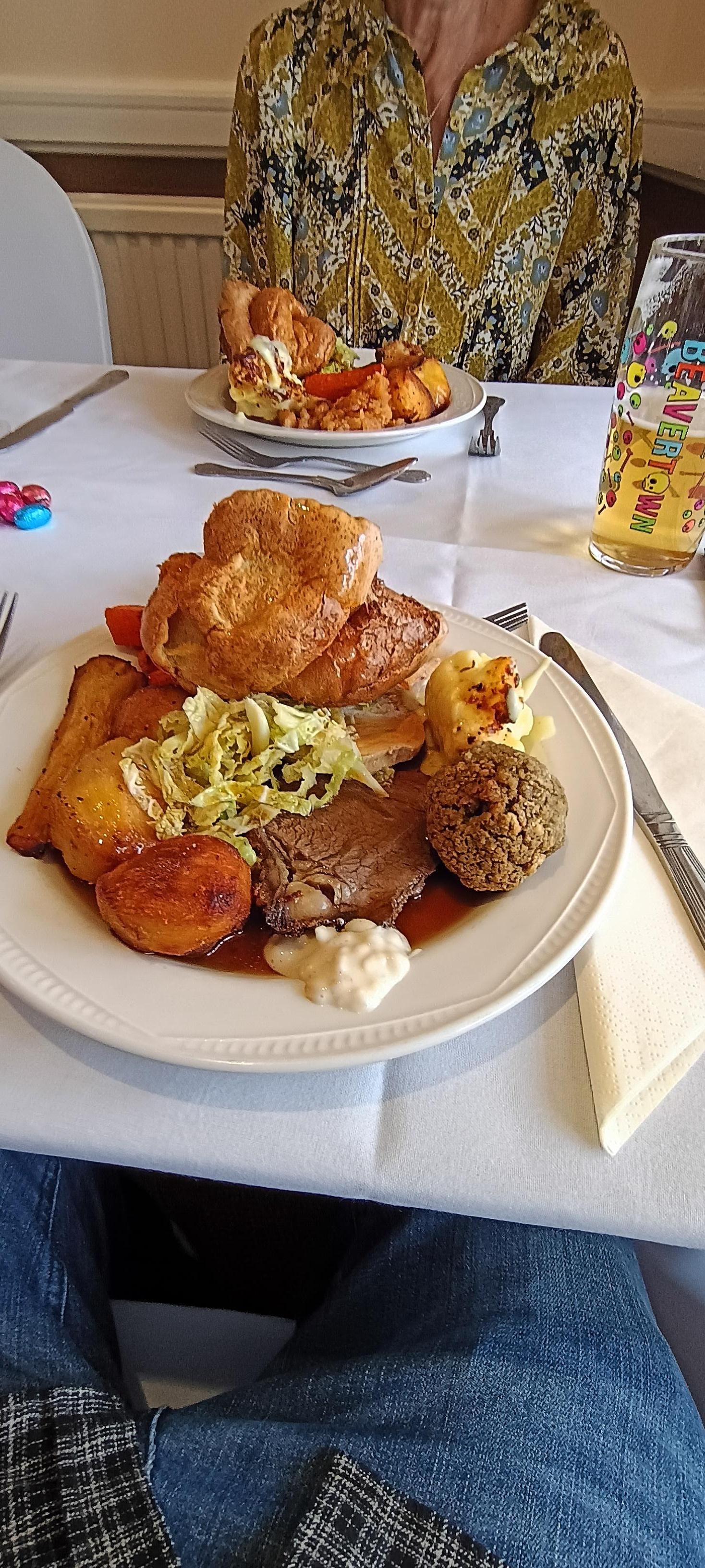 Sunday carvery, excellent food and service.