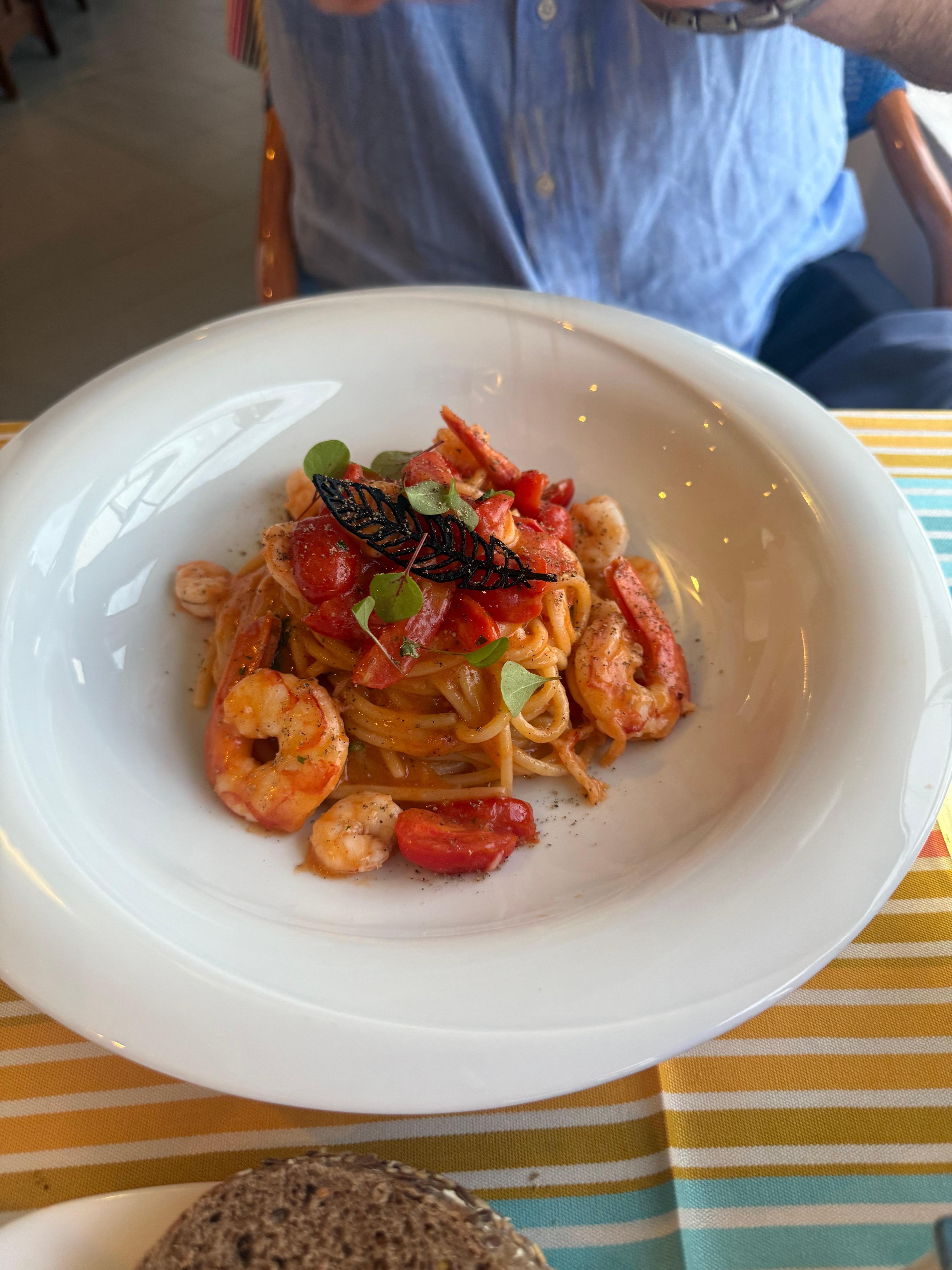 Delicious spaghetti with shrimp shrimps