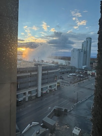 November sunrise at the Falls .