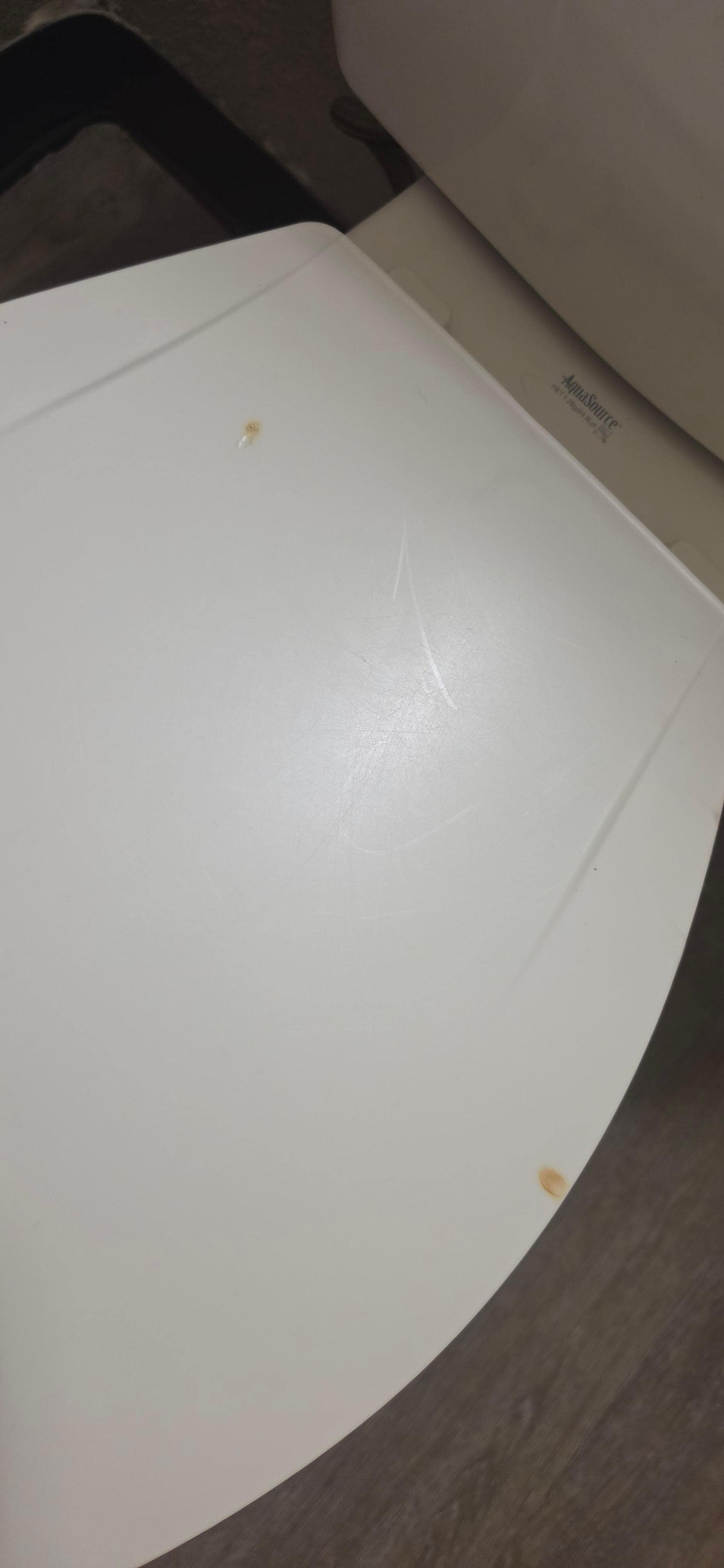 Burns on the seat and the floor