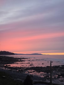 Sunset from the cabin 💜🩷🧡💜🩷🧡
