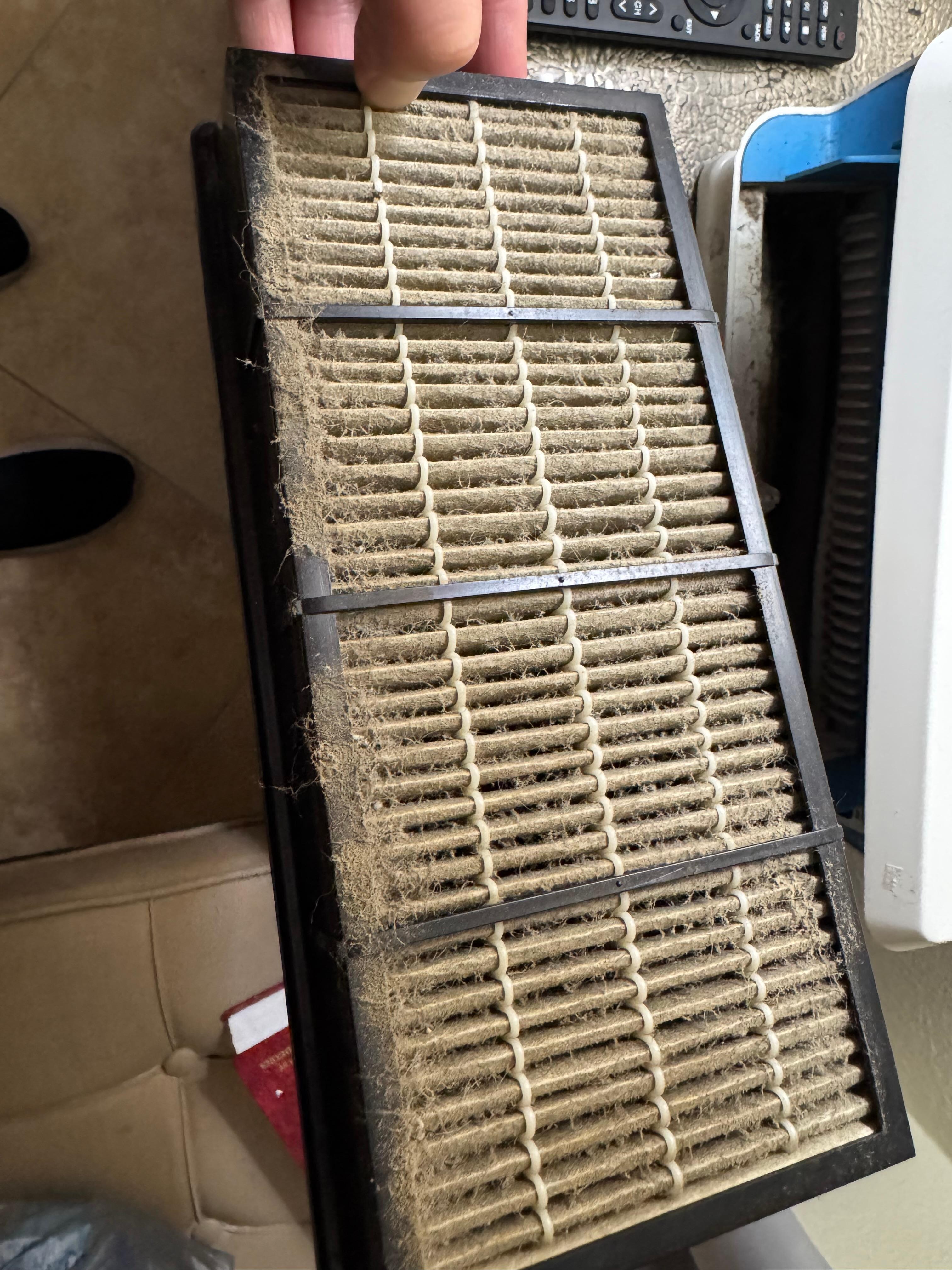 The dirty air filter provided