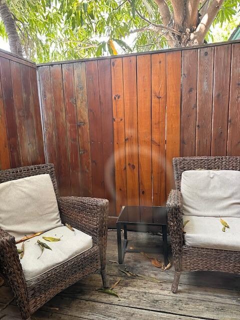 Outdoor patio of the Tropical Suite