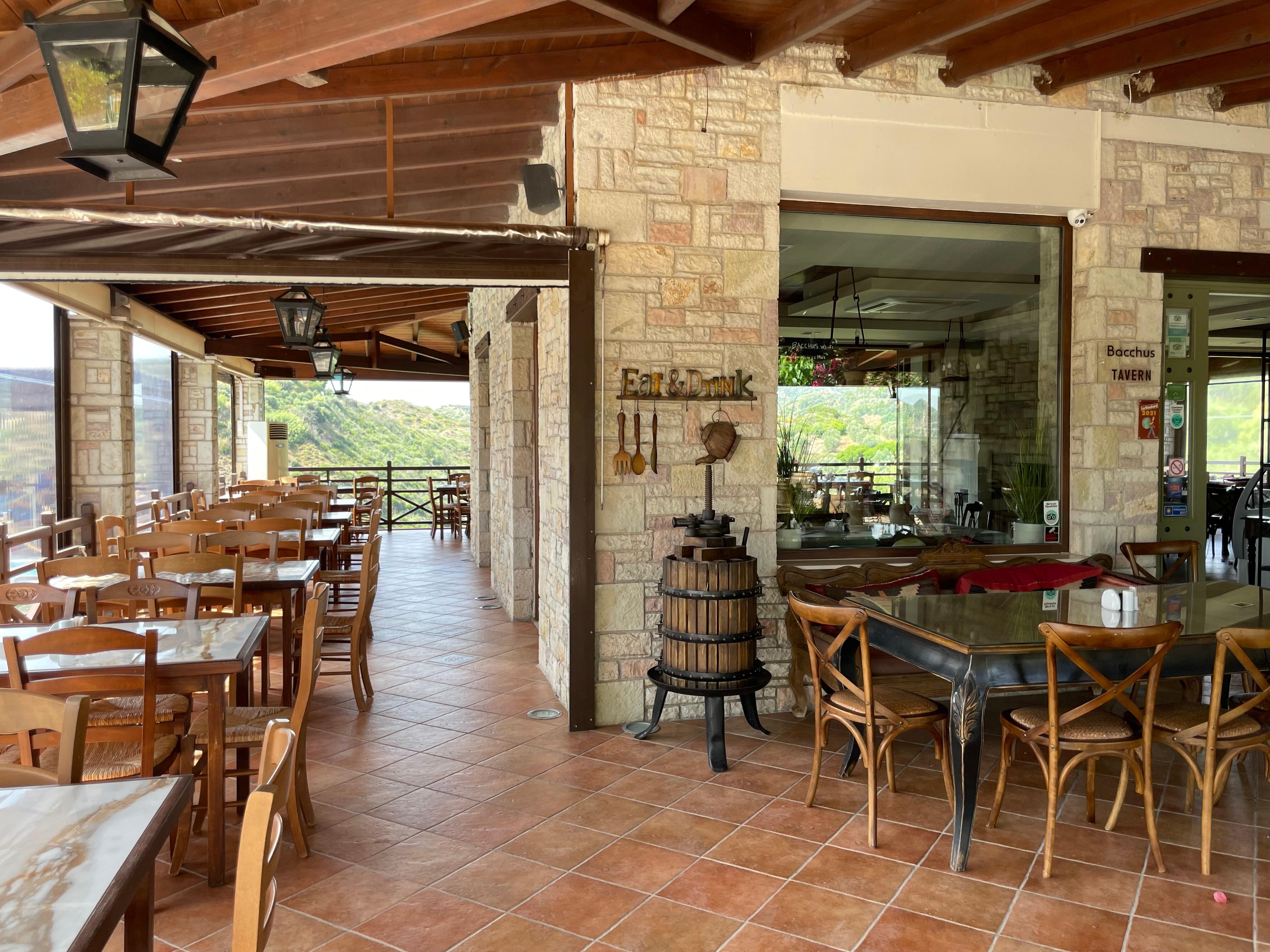Taverne