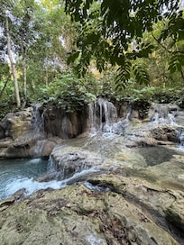 Monkey falls .. do not skip going