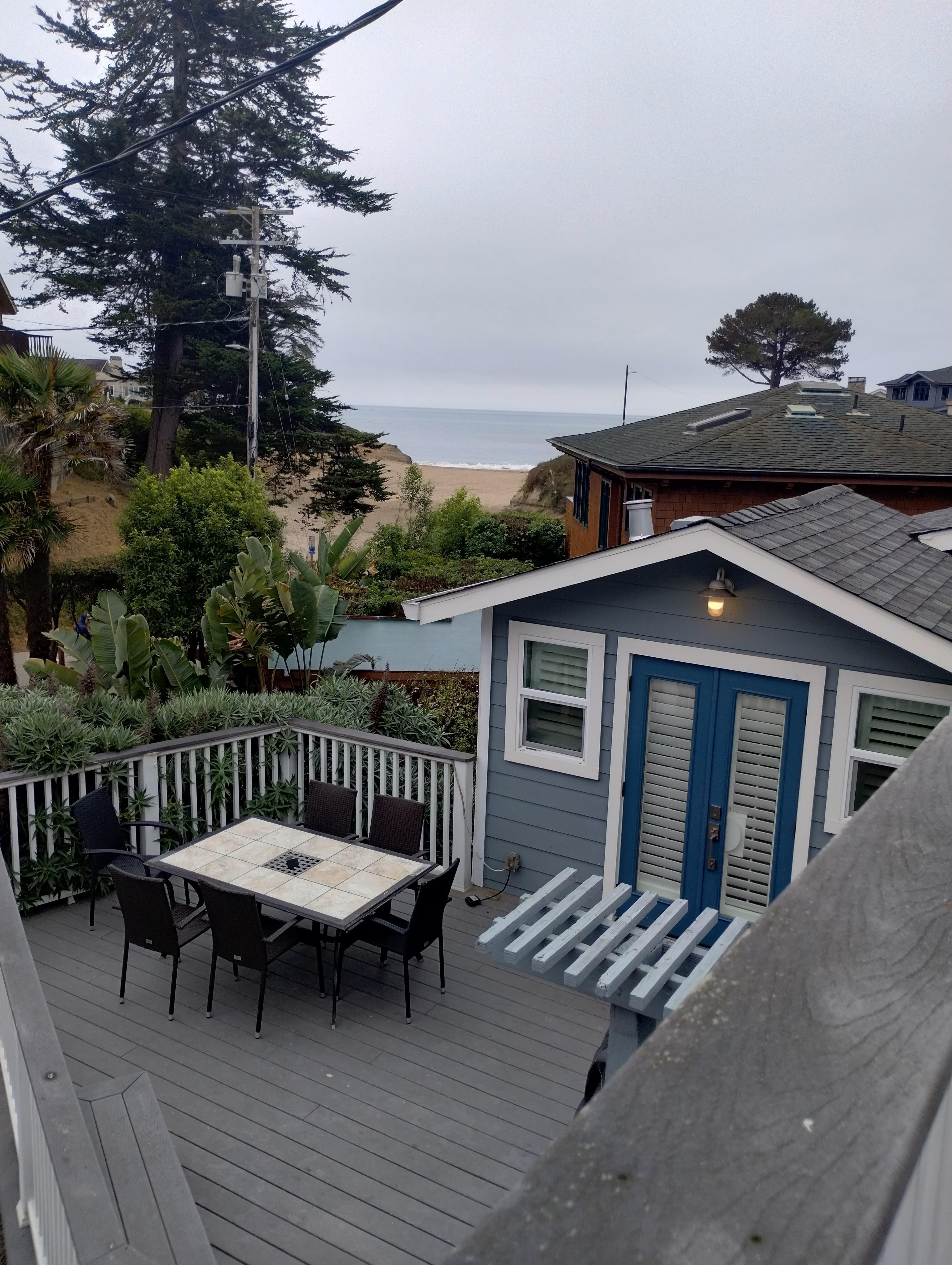 Photo is from an upper staircase