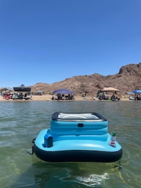 Relaxing at Katherines landing