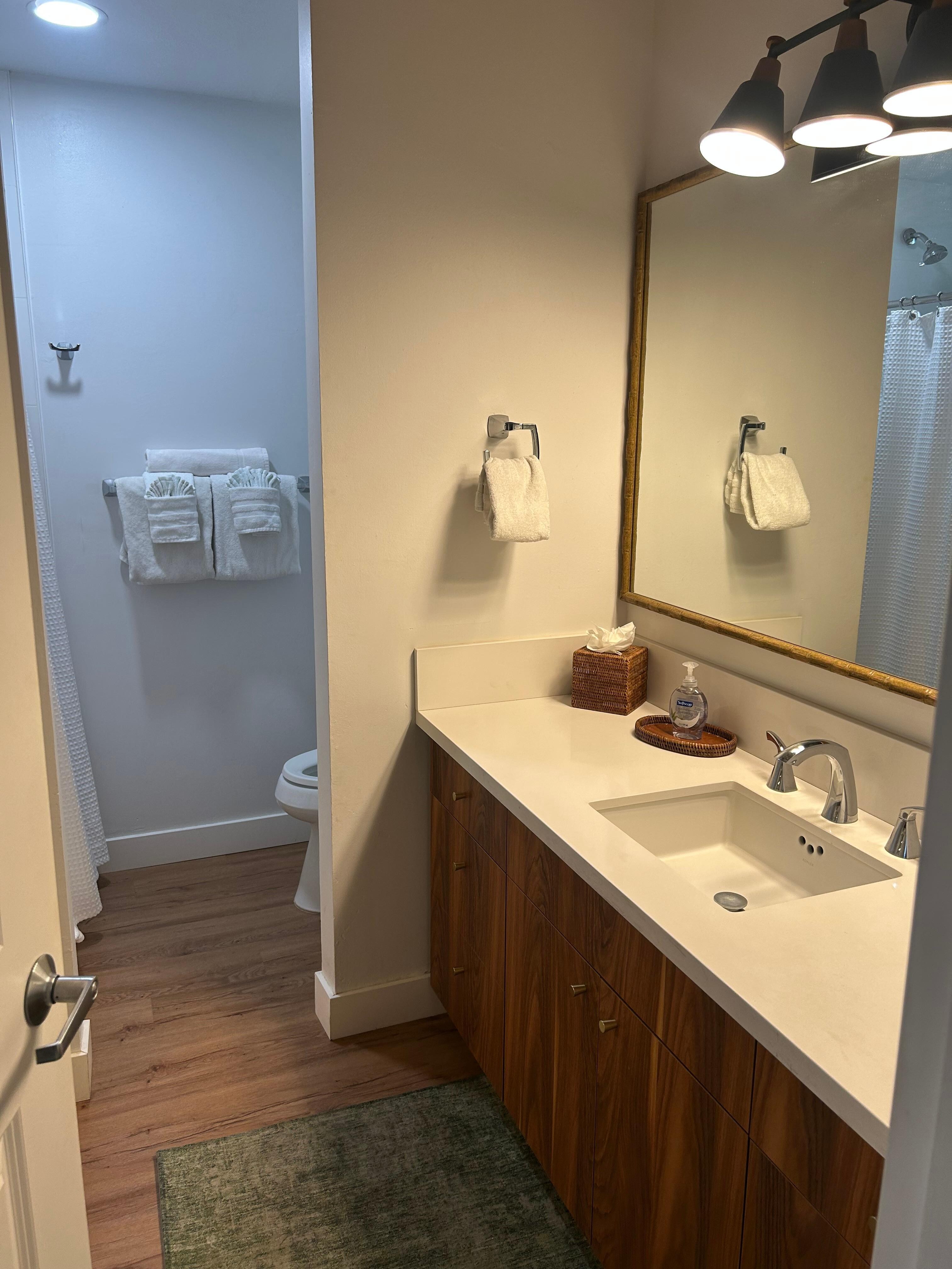 Nice bathroom with shower 