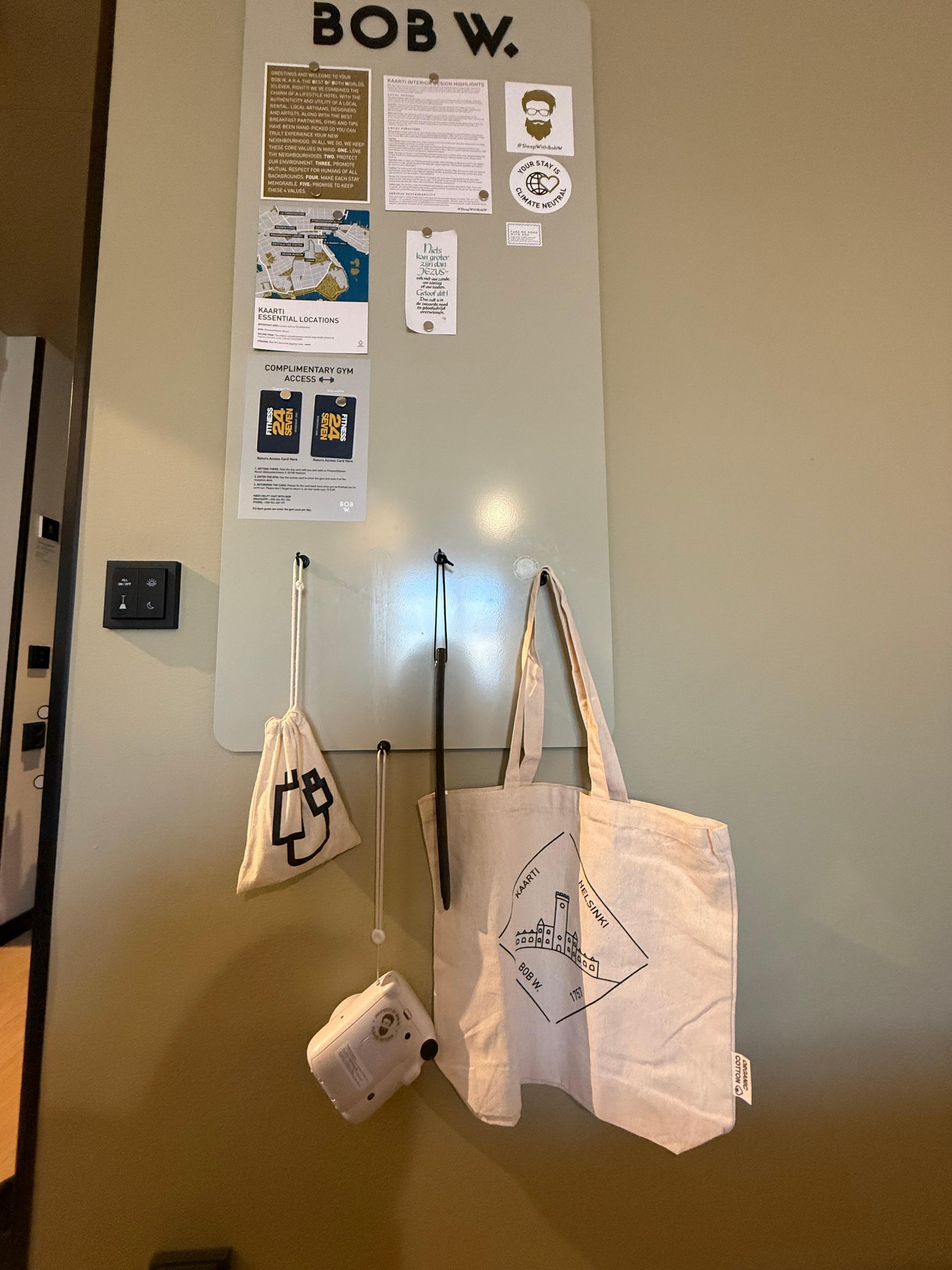 ポストカードはどこだったのか？