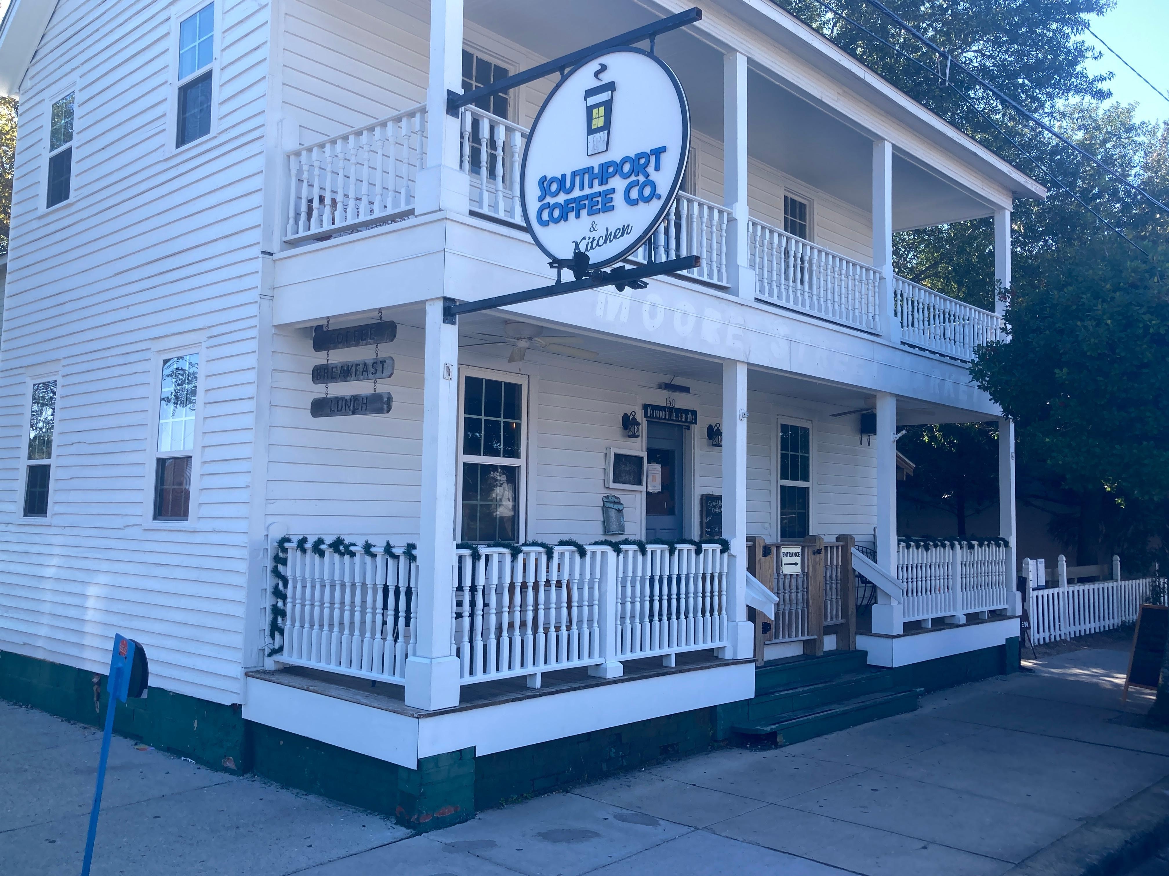 Great place to start the morning as your coming into town from the ferry. 