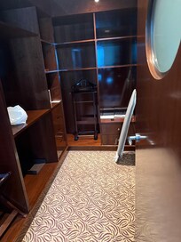 dressing room