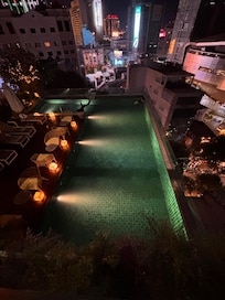 Piscine de lâhĂŽtel