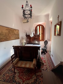 Room for solo traveler