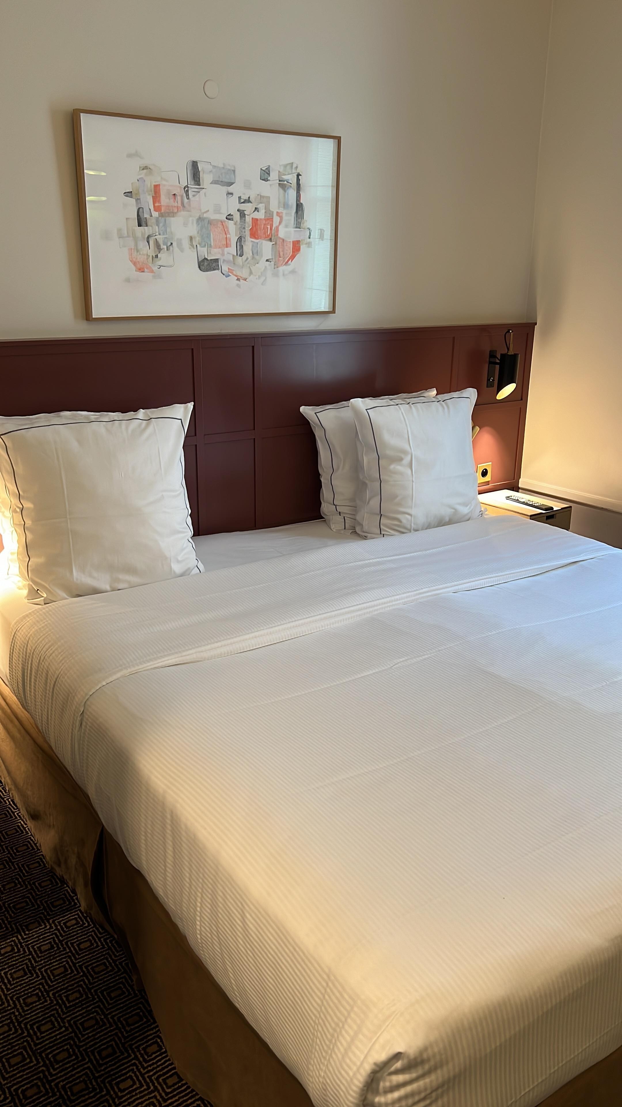 Cama