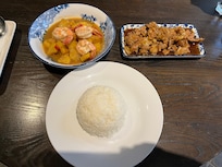 Pineapple/shrimp stir fry, stewed pork & sticky rice