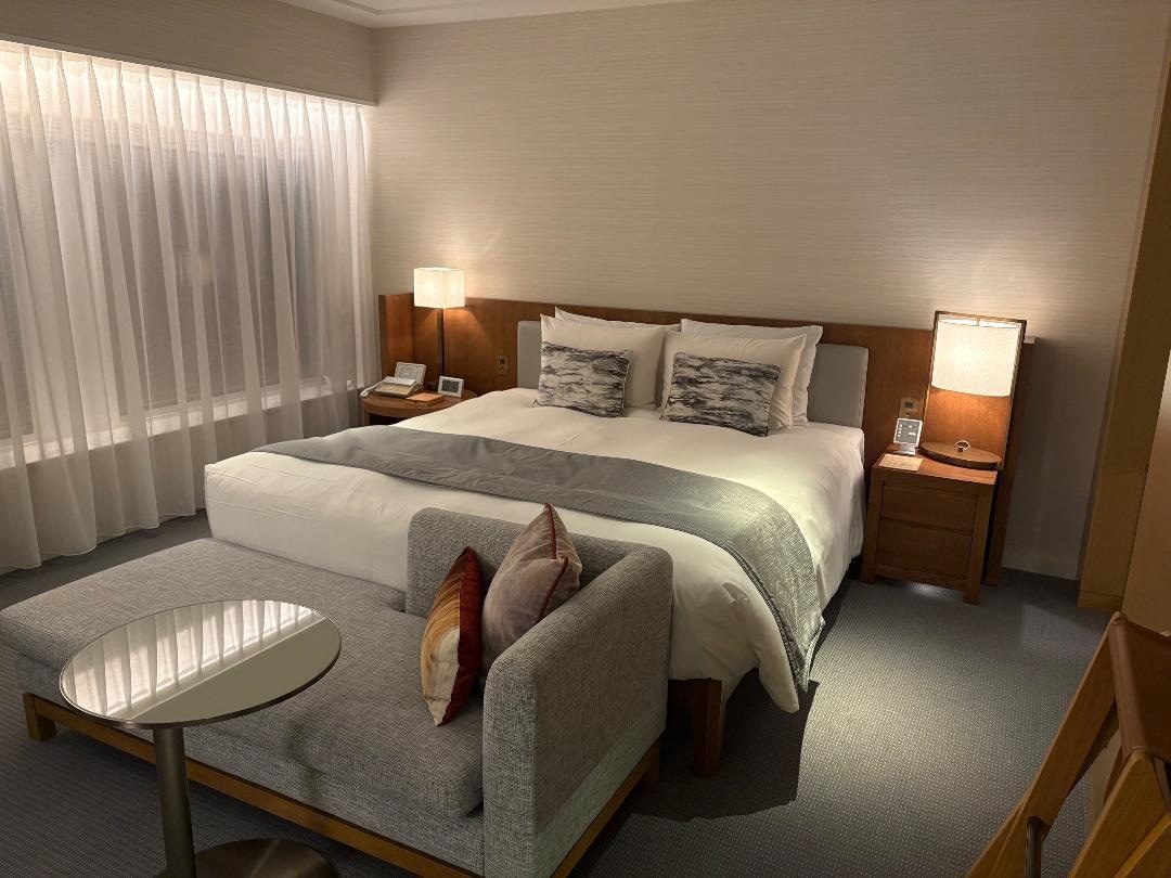 Premier Grand room