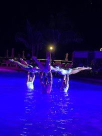 Great show at the pool!