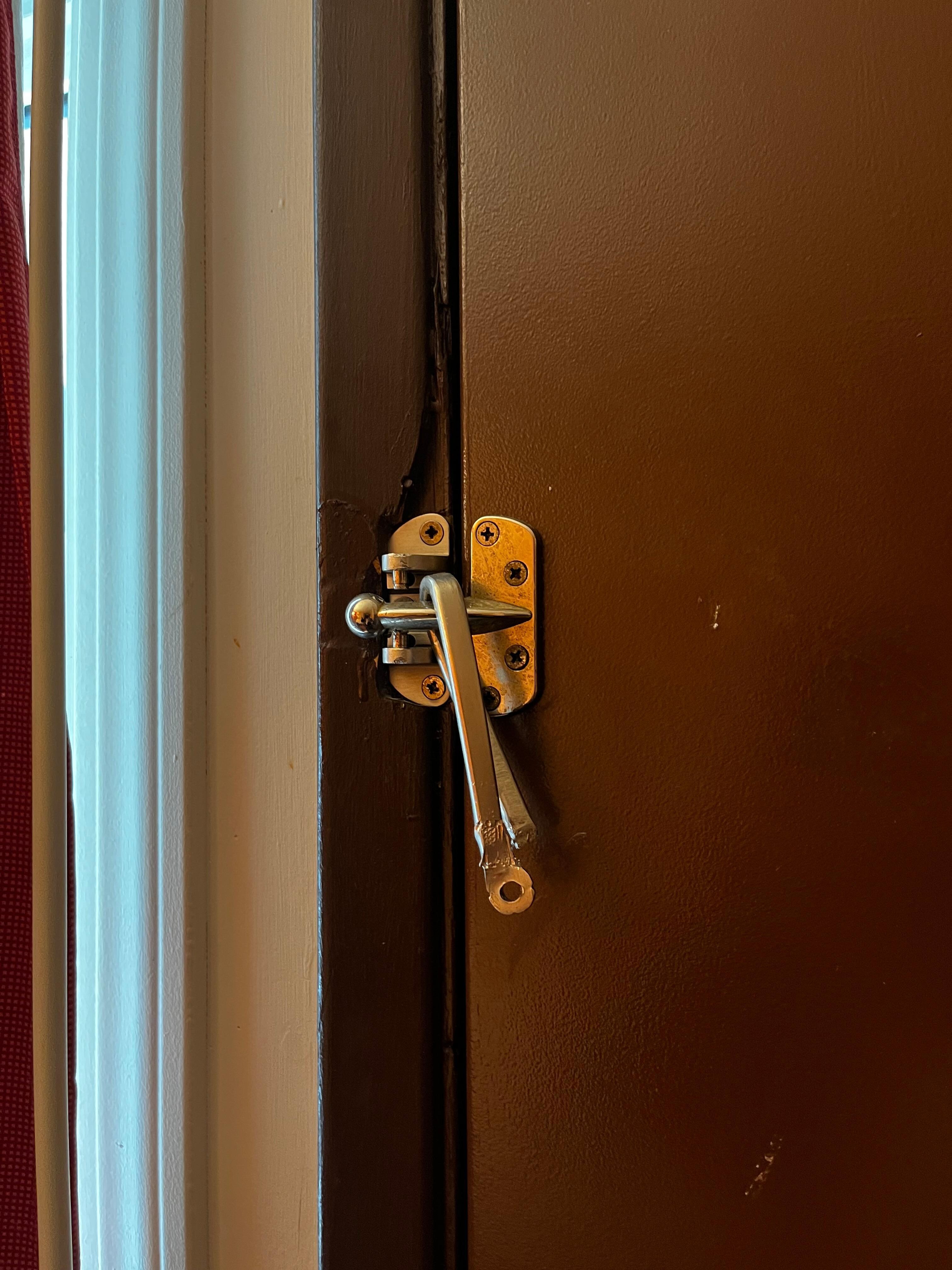 Not even attached to ensure room is secure 