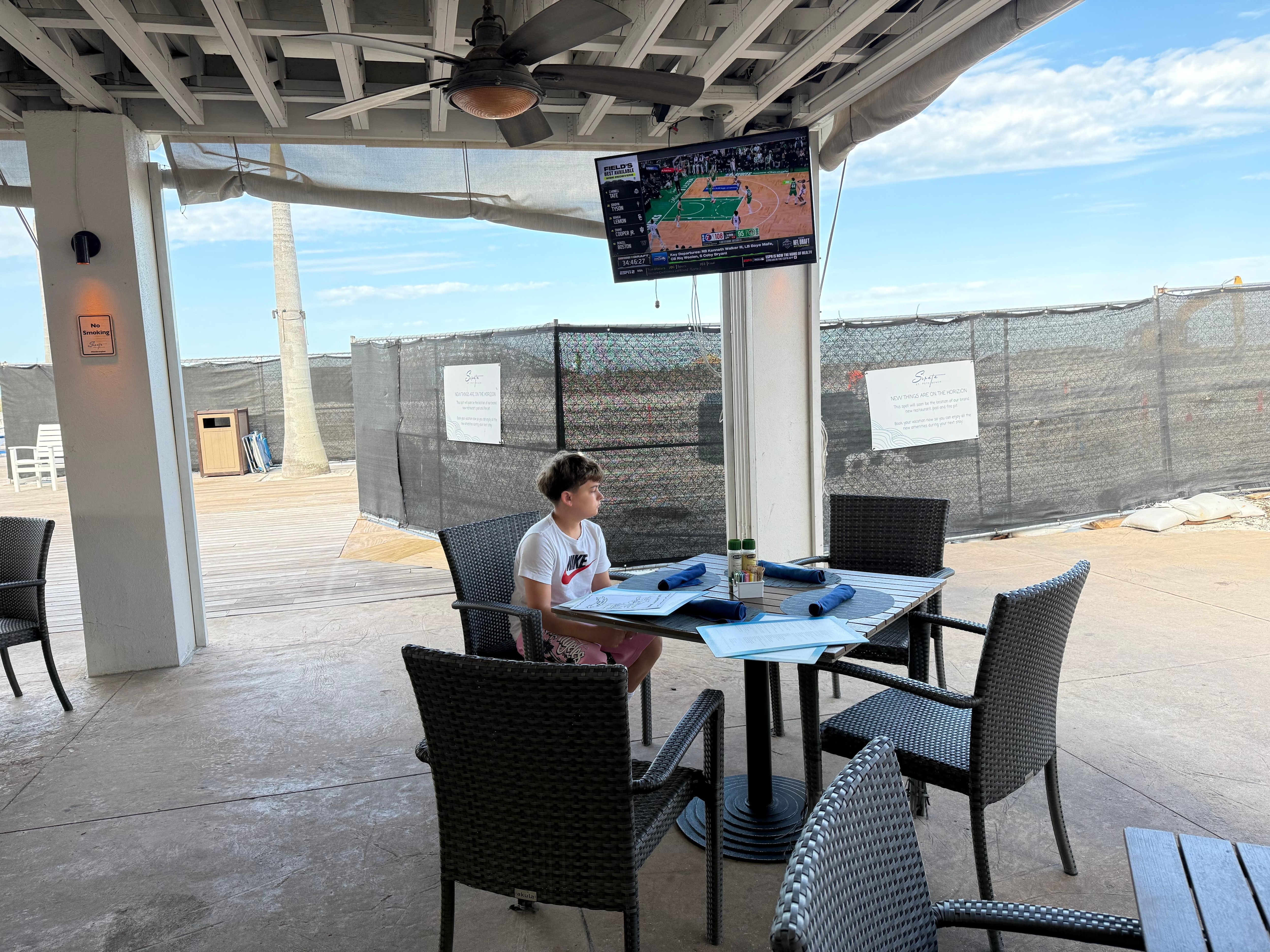 Main restaurant view