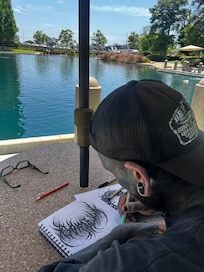 My buddy draw steps from the hotel at the pound