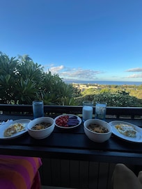 Breakfast on the Lanai!