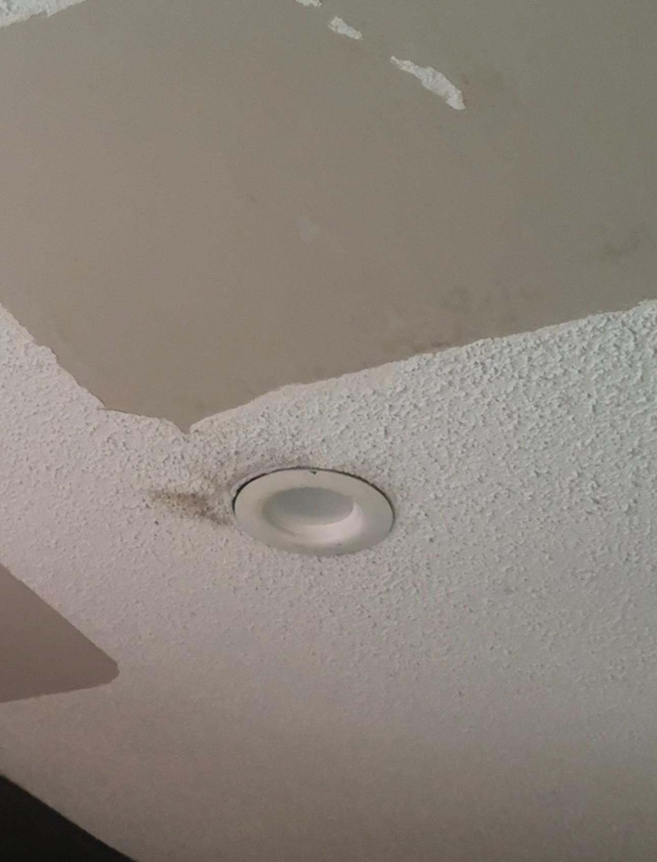 Ceiling has particles fallinv 