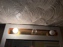 One lightbulb out of 3 worked