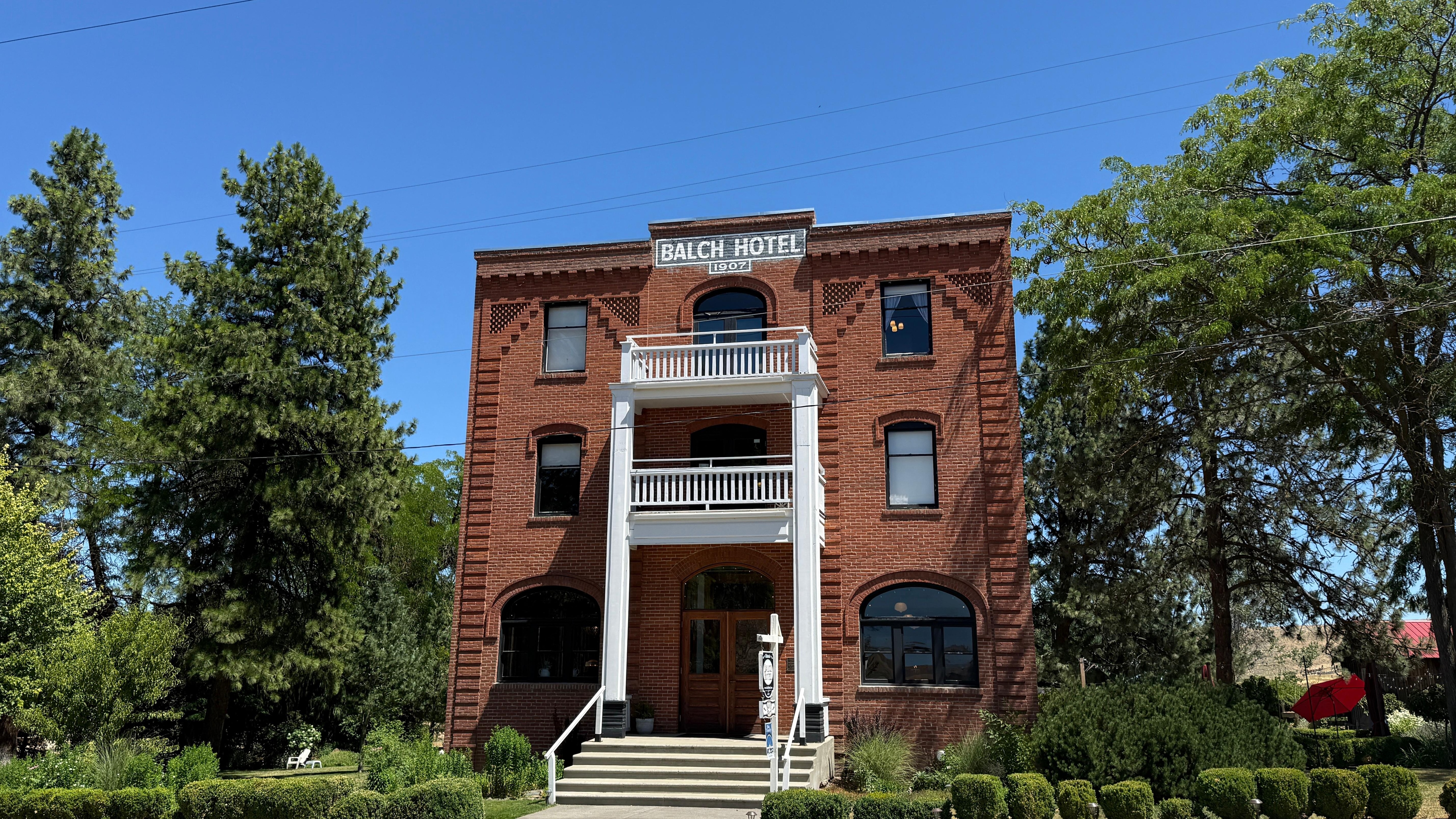Front of this beautiful historic hotel 