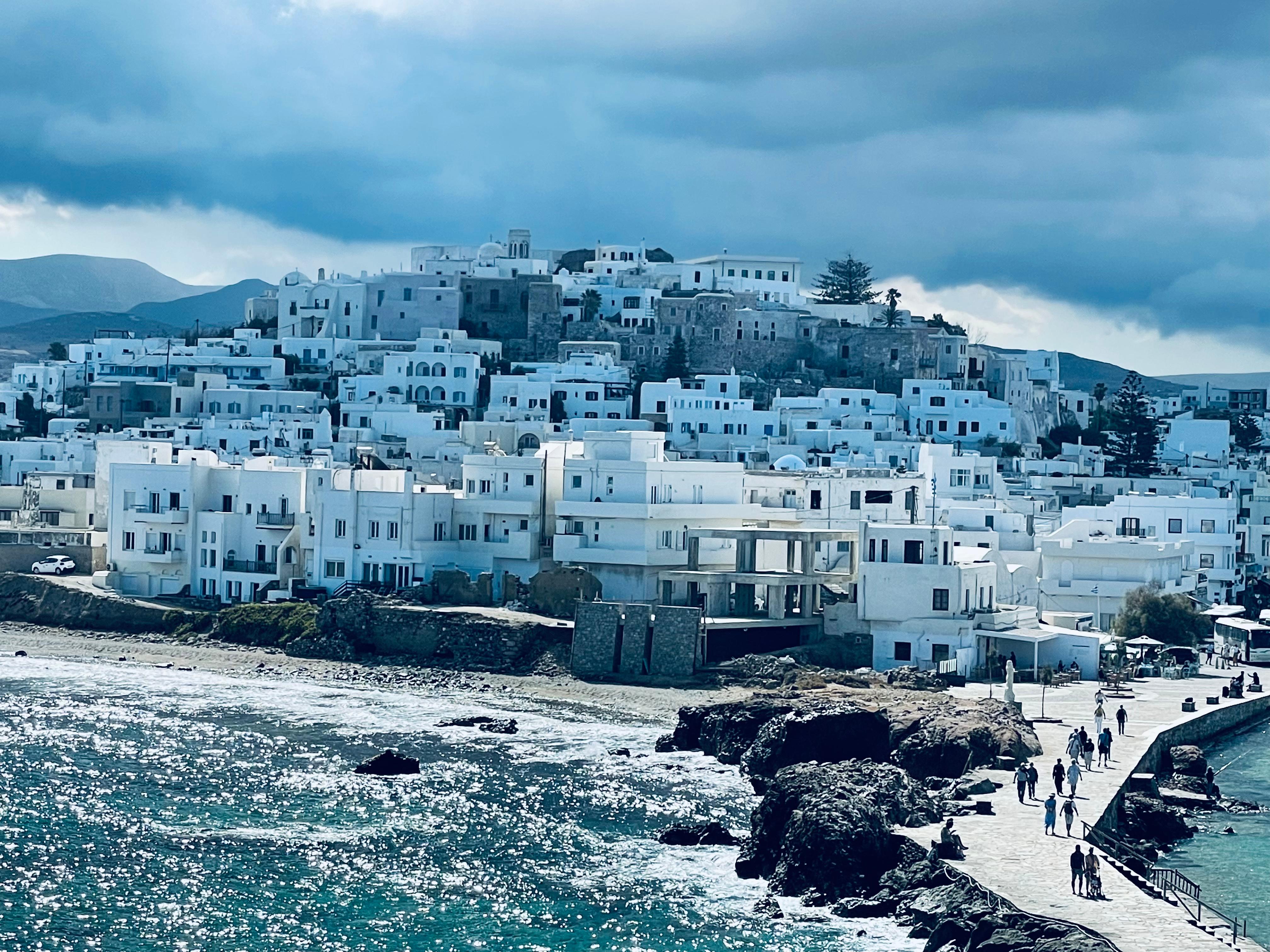 Naxos le port tout près de l’hôtel 