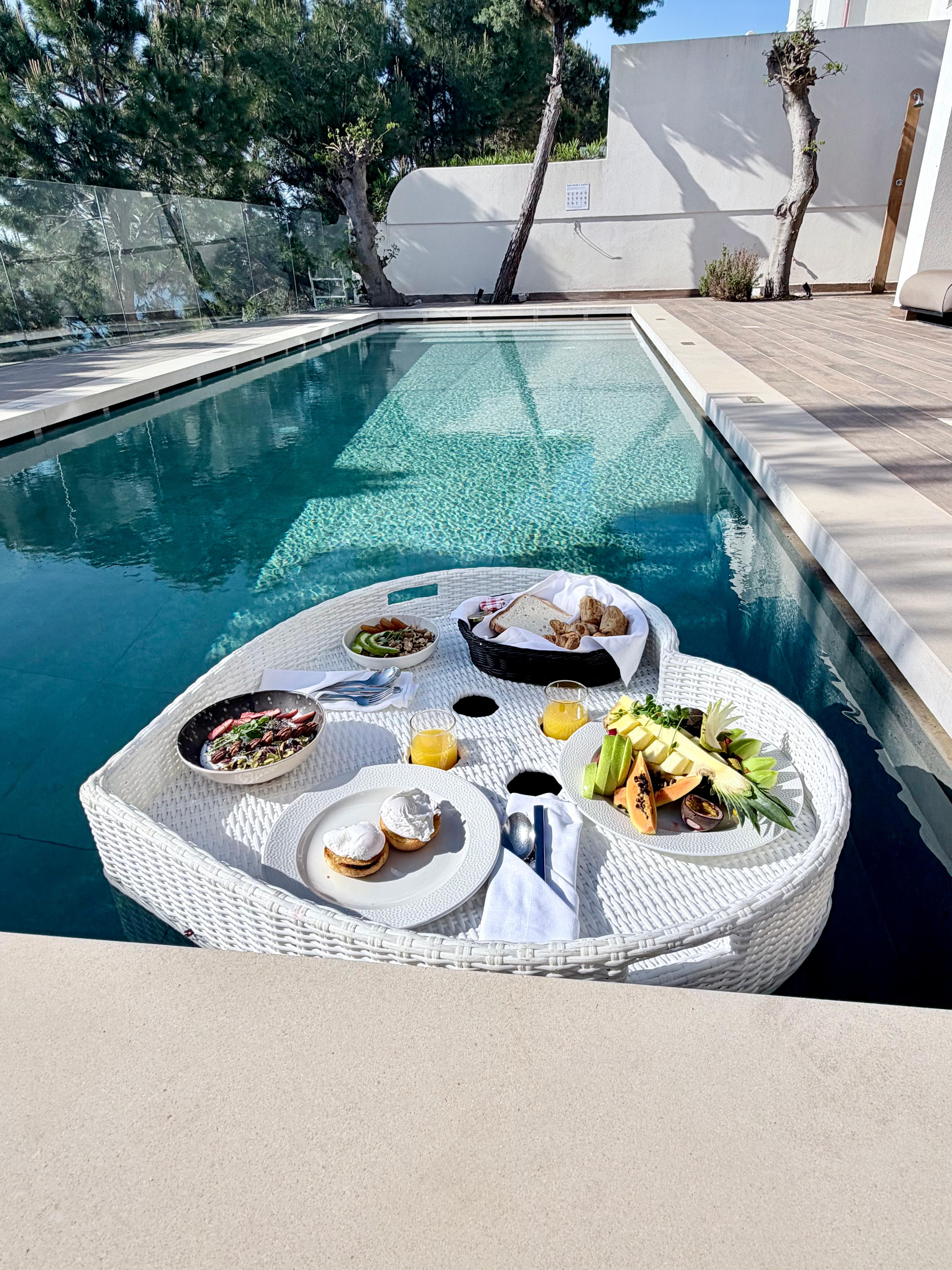 Lovely floating breakfast 