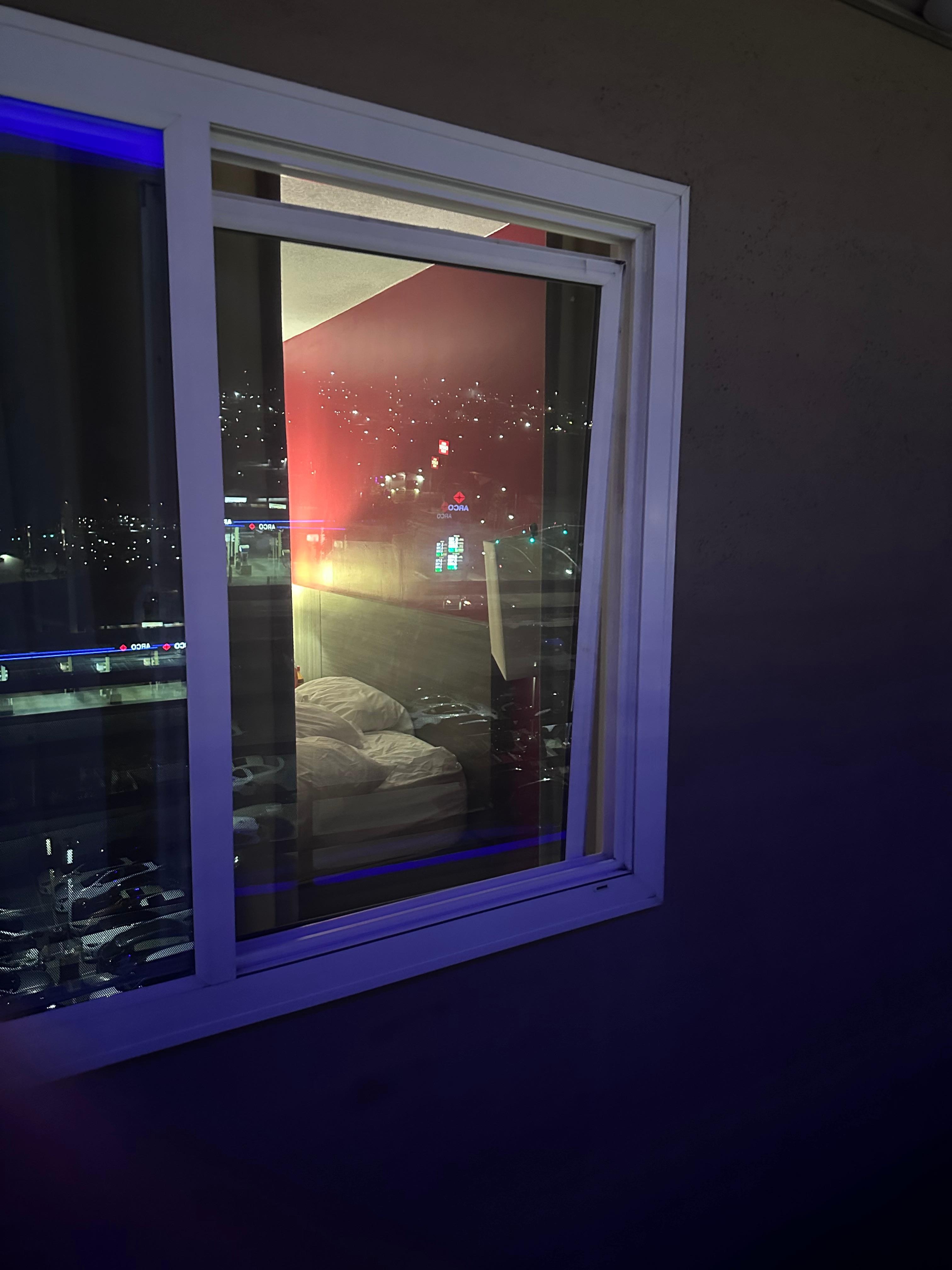 Window removed but no help from hotel staff